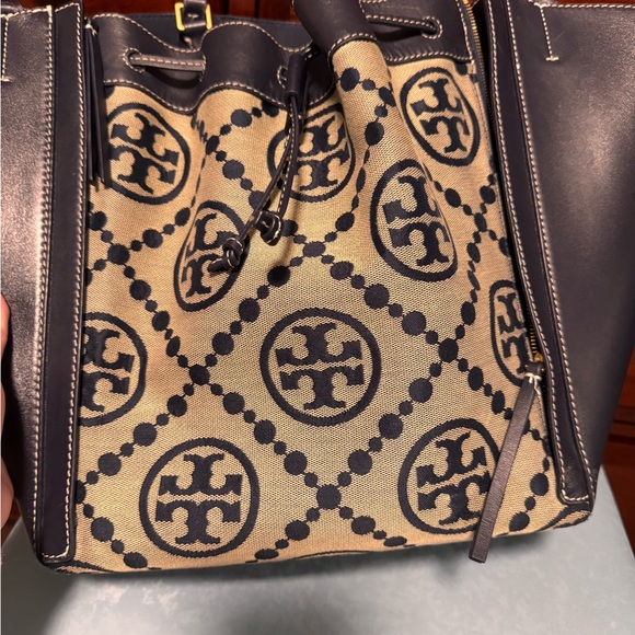 Tory Burch - Picture 14 of 15
